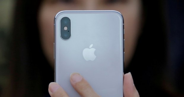 رایج ترین مشکلات آیفون ایکس اپل (Apple iPhone X) + راه حل iphone x 1 - رایج ترین مشکلات آیفون ایکس اپل (Apple iPhone X) + راه حل
